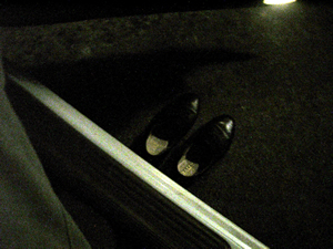 夜道の靴